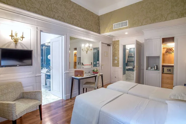 غرفة قياسية بسريرين منفصلين، Albergo Del Senato 6/10