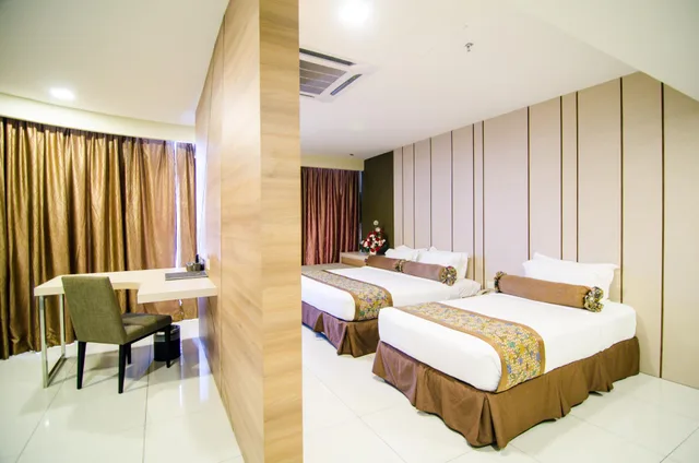 Executive, Studio, 1 King and 1 Single Beds, Sfera Hotel 2/3