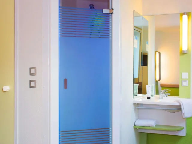 غرفة بسريرين منفصلين، Ibis Budget Pontarlier 9/10