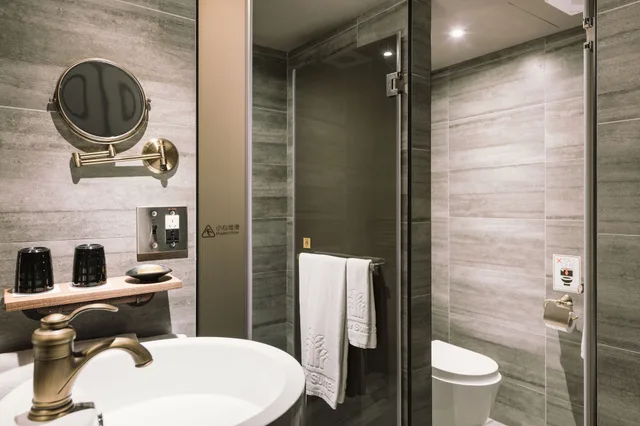 غرفة ديلوكس بسرير مزدوج، Citysuites Kaohsiung Pier2 2/2