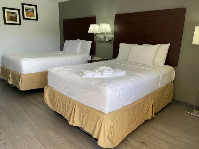 غرفة بسريرين مزدوجين، Americas Best Value Inn Central Valley 3/10