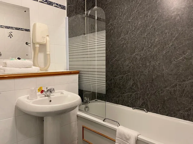 غرفة كلوب عائلية، Castlecary House Hotel 3/5