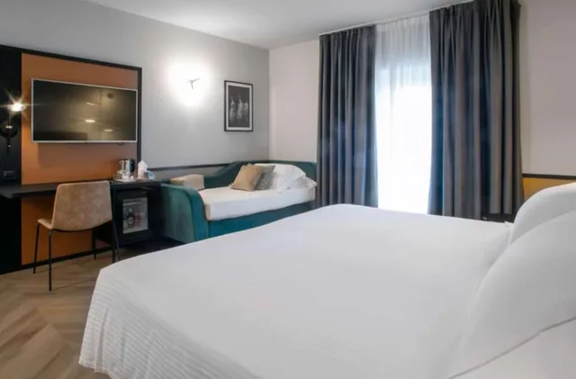 غرفة ديلوكس بسرير كوين، Hotel Capello D'Oro, Bw Signature Collection 4/8