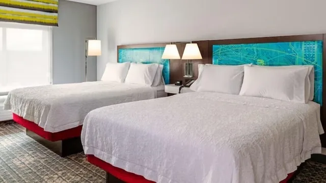 غرفة بسريرين كوين لذوي الإعاقة، Hampton Inn by Hilton Philadelphia International Airport 3/6