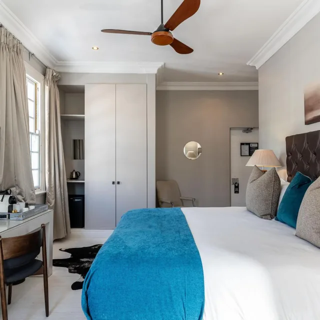 غرفة بسرير مزدوج أو سريرين منفصلين، Long Street Boutique Hotel 1/10
