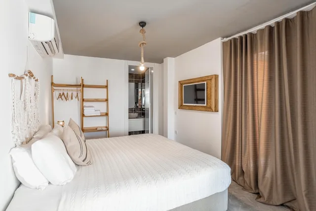 غرفة ديلوكس بسرير مزدوج، La Brezza Beach & Hotel Yalikavak 5/10