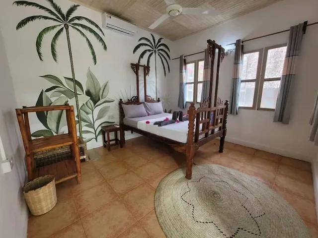 غرفة قياسية بسرير مزدوج، Driftwood Beach Lodge 6/8