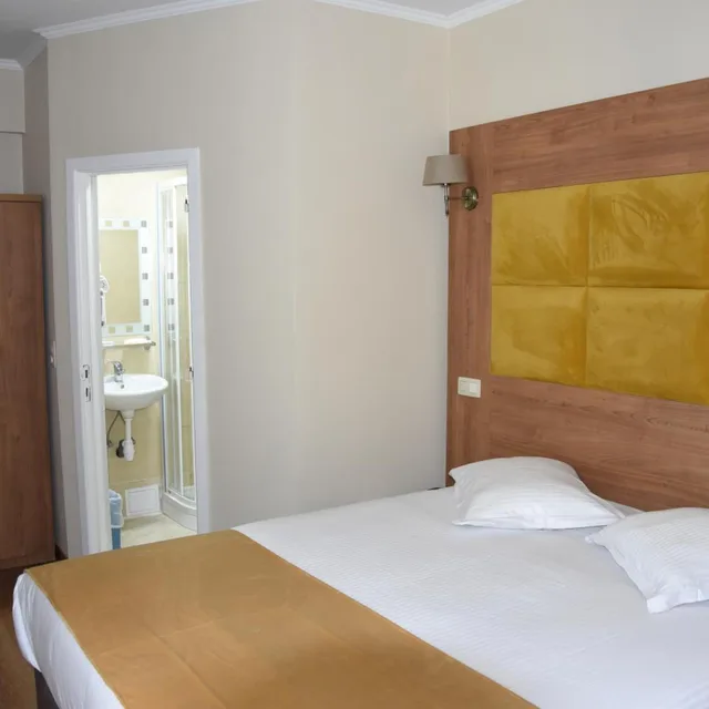 غرفة كومفورت بسرير مزدوج، Sun Hotel 6/10