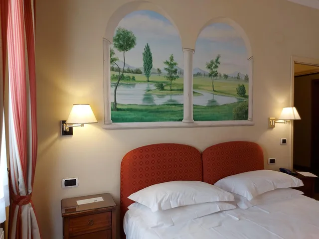 غرفة كلاسيكية ثلاثية، Phi Hotel Canalgrande 2/2