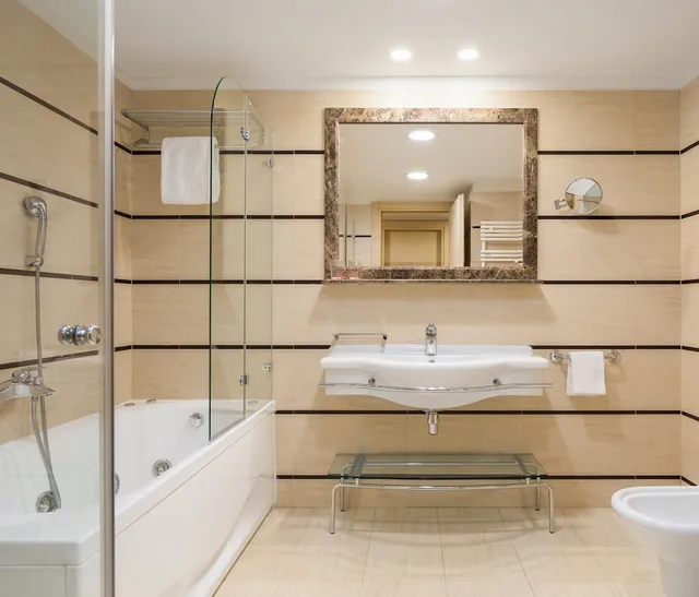 1 Bedroom, Suite, Le Meridien Lav 8/10