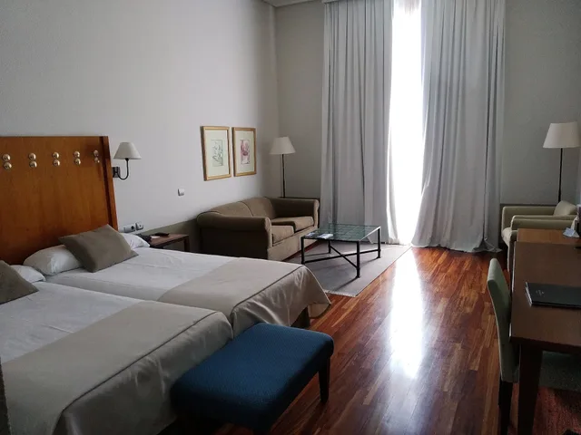 غرفة سوبيريور بسريرين منفصلين، Parador De Ronda 1/6