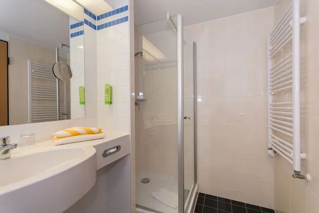 Superior, King Bed, Dorint Seehotel Binz-Therme Binz / Rugen 4/5