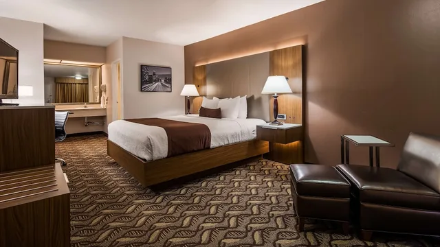 غرفة قياسية بسرير كينج، Best Western Airport Plaza Inn - Los Angeles LAX Hotel 1/7
