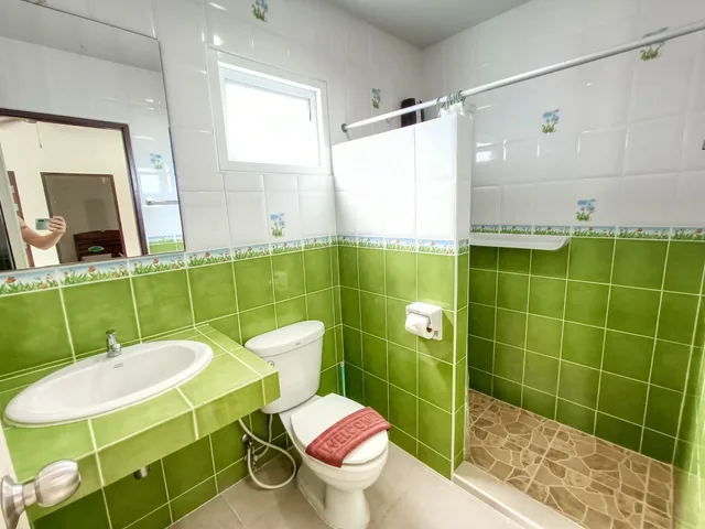 شقة بسرير مزدوج وسرير فردي بإطلالة على الجبل بشرفة، SR Sea View Apartments (ex NC Residence) 2/2