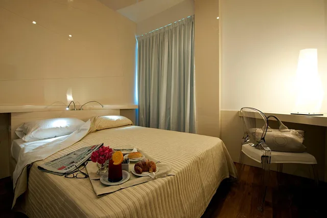 جناح، Hotel Excelsior Vasto 5/10