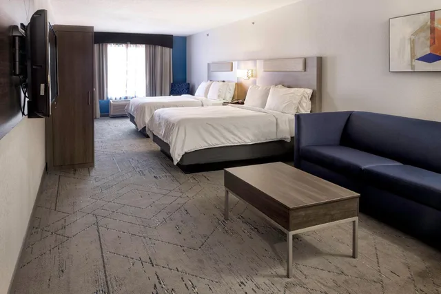 جناح لذوي الإعاقة، Holiday Inn Express Hotel And Suites Festus South St Louis 2/5