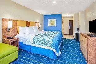 غرفة، Arya Inn & Suites Farmers Branch 1/1