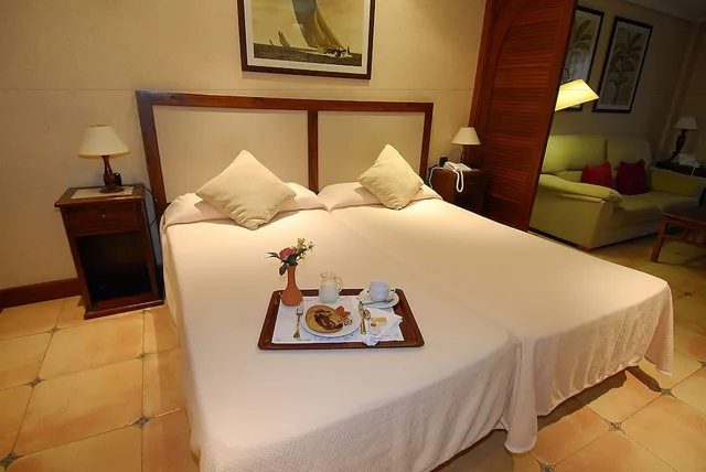 جناح جونيور بسرير مزدوج مع أريكة في الملحق، Paradise Park Fun Lifestyle Hotel 2/8