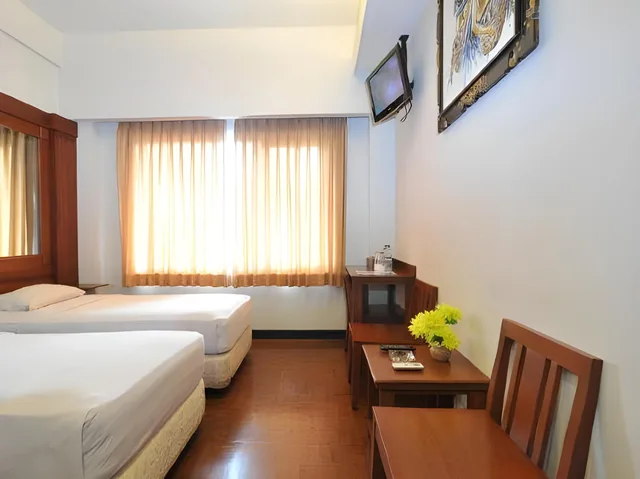 غرفة ديلوكس بسريرين منفصلين، Wirton Dago Hotel 2/3