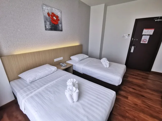 غرفة قياسية بسريرين منفصلين، Green World Hotel 2/3