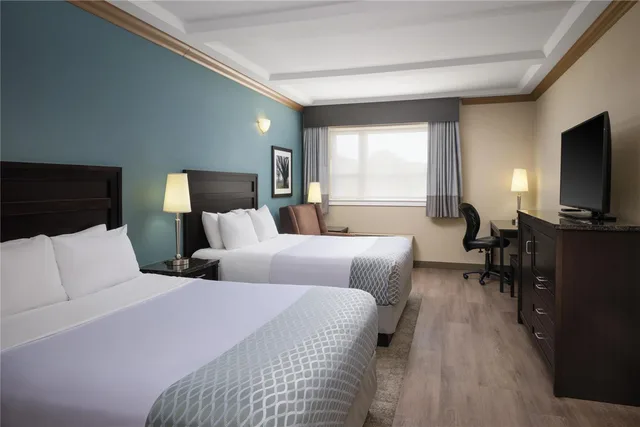 غرفة بسريرين كوين، Best Western Plus Kamloops Hotel 1/3