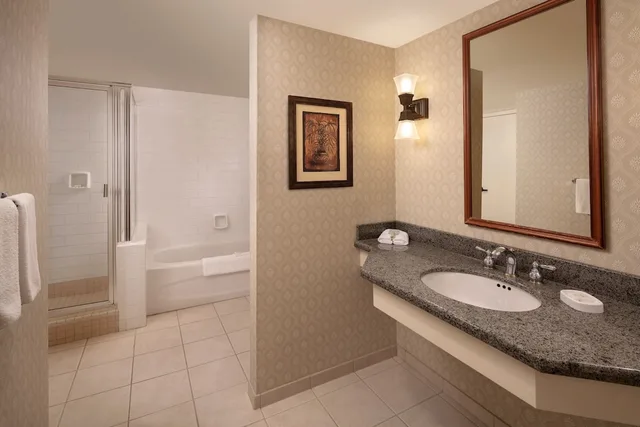 غرفة جونيور بسريرين كوين بغرفة نوم واحدة، St. Eugene Golf Resort & Casino 2/2