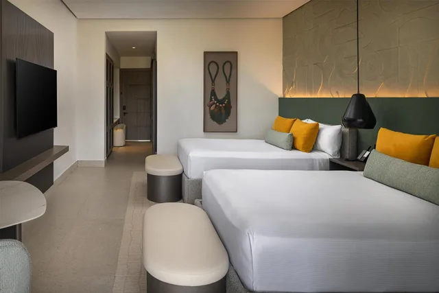 Room, 2 Queen Beds, Partial Beach View, Plunge Pool، Zemi Miches Punta Cana All-Inclusive Resort, Curio by Hilton 6/8