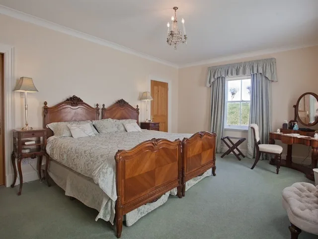 Superior, Double Bed, West Longridge Manor B&B 1/4