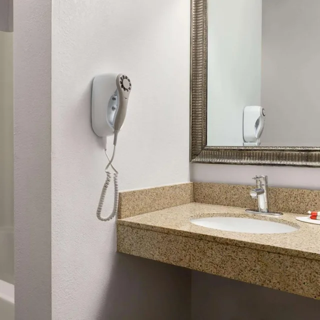 غرفة ديلوكس بسرير كوين لذوي الإعاقة، Microtel Inn Suites By Wyndham Lincoln 8/8