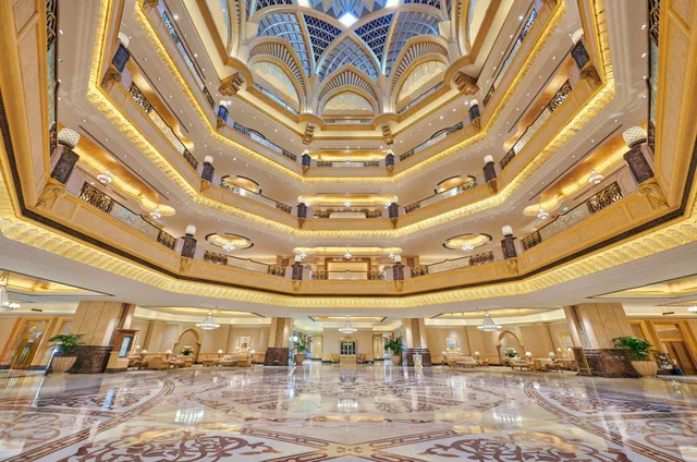 غرفة سوبيريور، Emirates Palace Mandarin Oriental Abu Dhabi 1/2