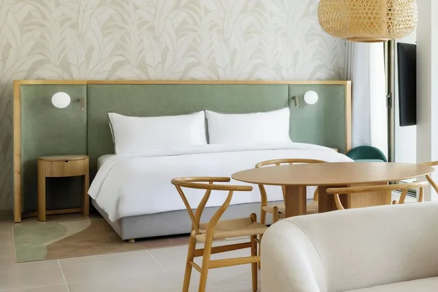 Junior Suite, King Bed, Urban View, Sofa, Balcony, The Westin Salgados Beach Resort, Algarve 4/8