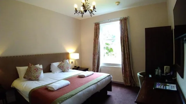 Standard, Double Bed, Stonefield Castle Hotel 1/3