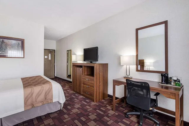 غرفة بسرير كوين، Econo Lodge Luverne I-90 5/6
