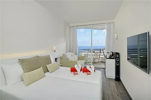 غرفة بسرير مزدوج بإطلالة على البحر، Sol Barbados 2/3