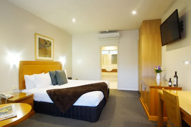 غرفة ديلوكس بسرير كينج، Wyndhamere Motel Shepparton 2/4