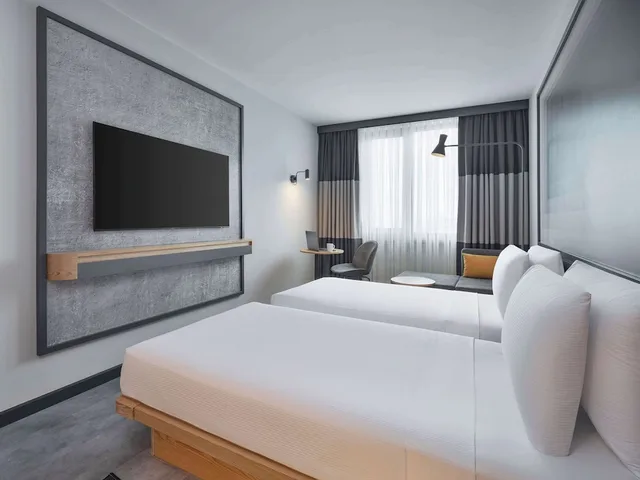 غرفة ديلوكس بسريرين منفصلين بإطلالة على المدينة، Ibis Istanbul Sisli 4/9