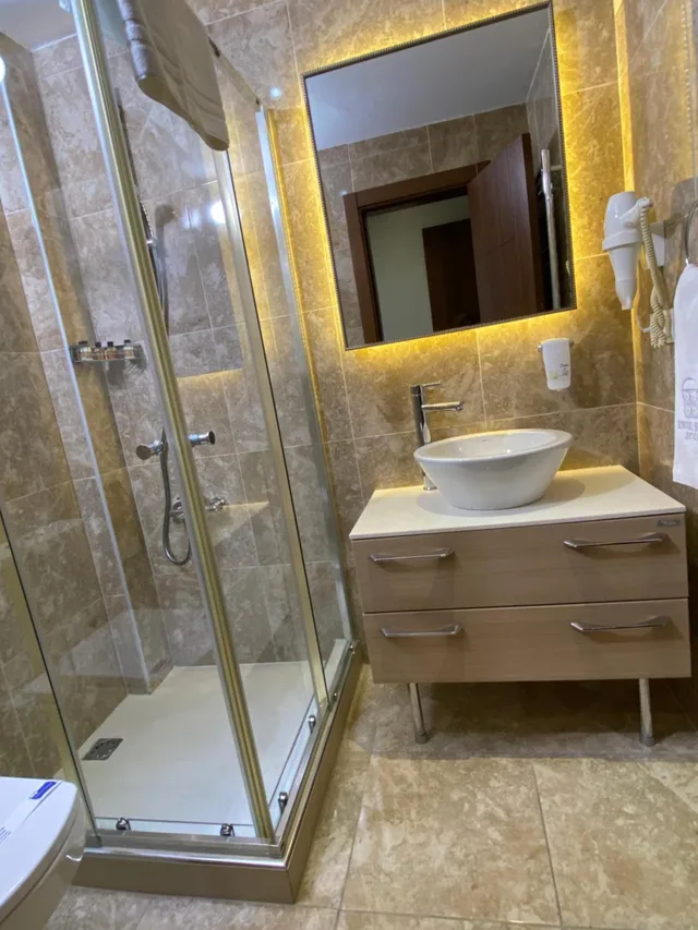 غرفة ديلوكس ثلاثية بإطلالة على البحر، Four Doors Hotel 4/5