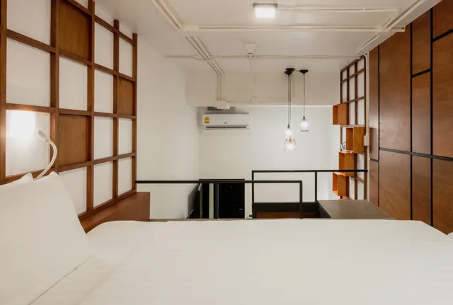 Mezzanine, Double Bed، Book A Bed Poshtel - Hostel 3/4