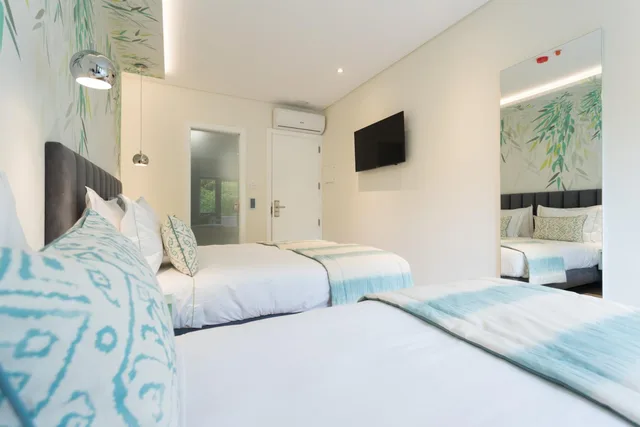 غرفة بسريرين منفصلين بحمام خاص، Hotel Capital 1/1