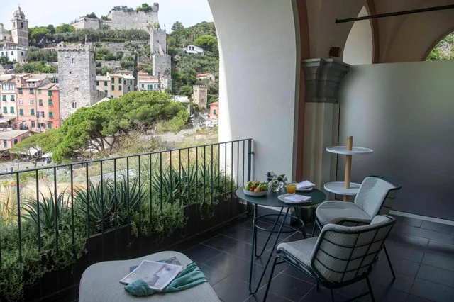 جناح جونيور بإطلالة على البحر بشرفة، Grand Hotel Portovenere 6/6