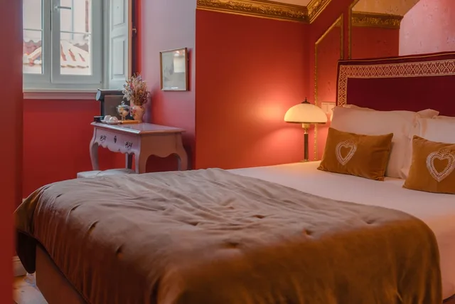 Victorian, Queen Bed, Solar dos Poetas 5/10