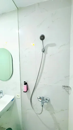 غرفة تنفيذية بسريرين منفصلين، Grand Brani Hotel 4/4
