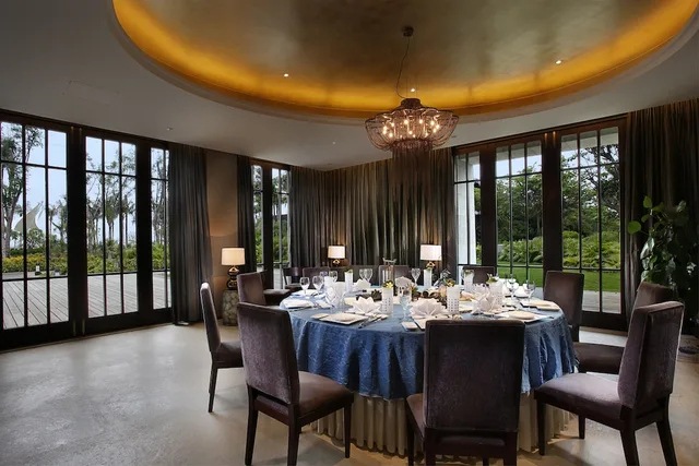 NARADA RESORT AND SPA PERFUME BAY، Wanning 26/46