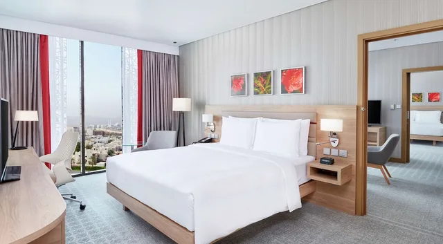 غرفة عائلية بسرير كوين، Hilton Garden Inn Muscat Al Khuwair 1/5