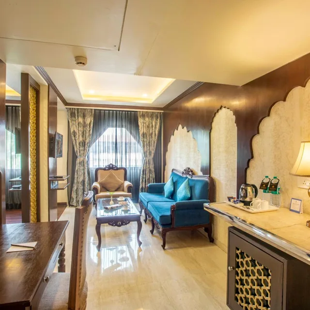 جناح، Comfort Inn Sapphire 6/8