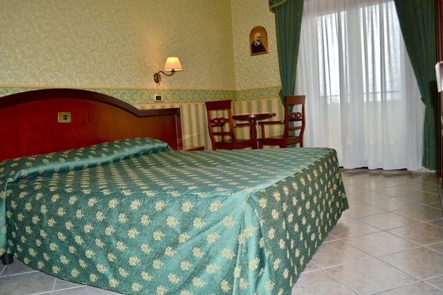 غرفة قياسية بسريرين منفصلين، Valle Rossa 4/8
