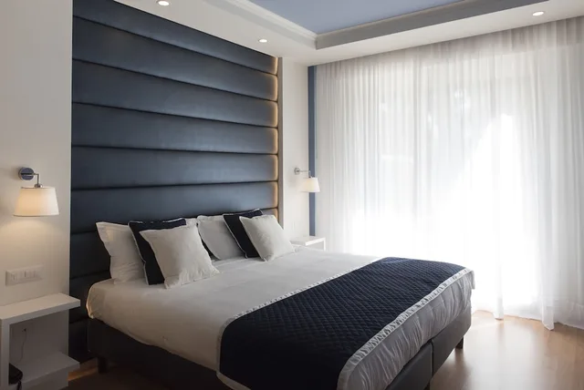 1 Bedroom, Economy, King Bed, Courtyard View, Concord 1/6