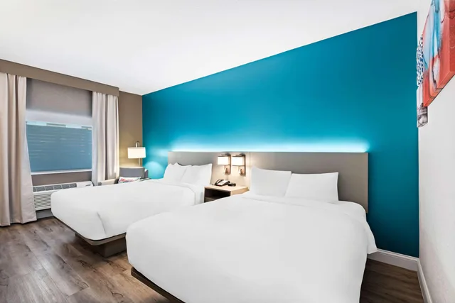 غرفة رباعية بسرير كوين، Comfort Inn & Suites Mason City - Clear Lake 3/6