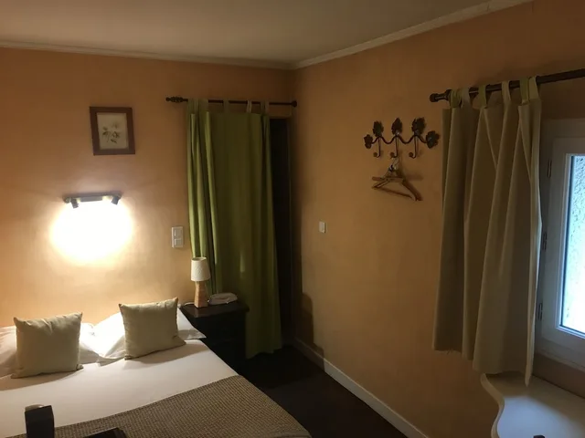 غرفة اقتصادية مفردة بسرير فردي بحمام مشترك، Hotel Du Parc-Montpellier 2/2