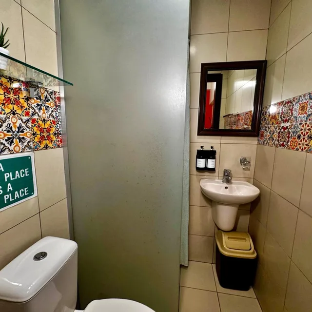 غرفة اقتصادية رباعية، Sydney Hotel 9/10